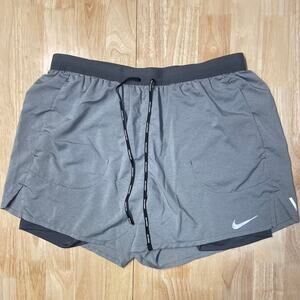 Men’s Nike Stride Dri-Fit Running Shorts Gray Size XL 5in Inseam DV2047 068